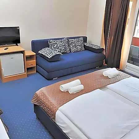 Hotel Papillon