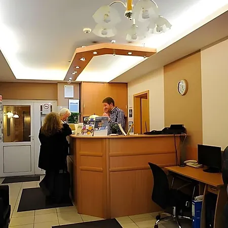 Papillon Hotel 3*